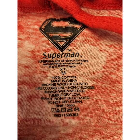 Superman Women's Cropped Tank Top SZ Medium - Picture 6 of 6